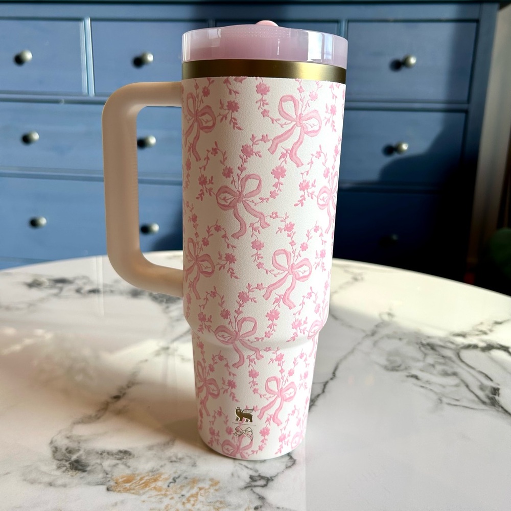Stanley X LoveShackFancy 30oz Coquette Bow Chantilly Flip Straw SPECIAL EDITION - Picture 2 of 13